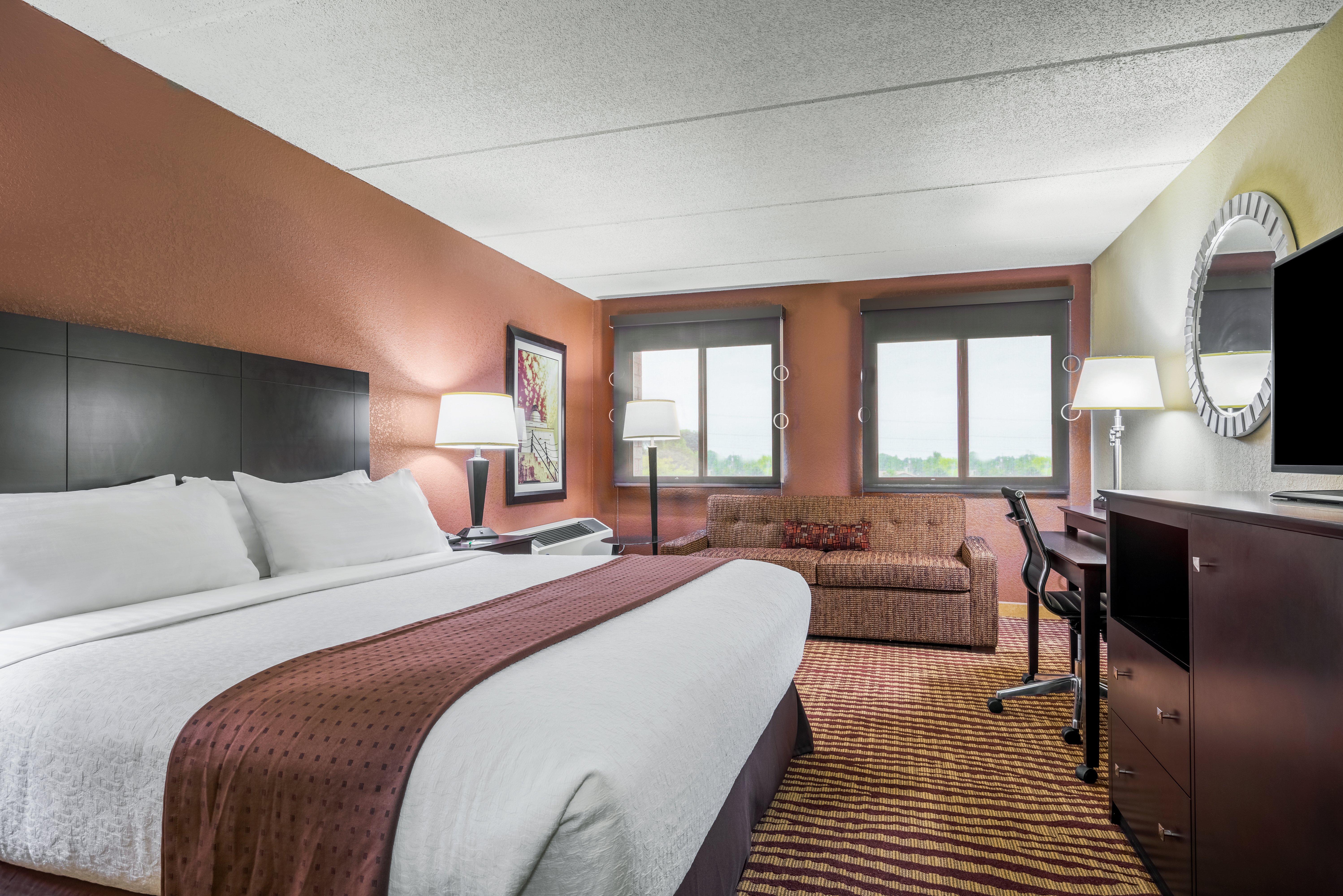 Holiday Inn - Менітовок Екстер'єр фото